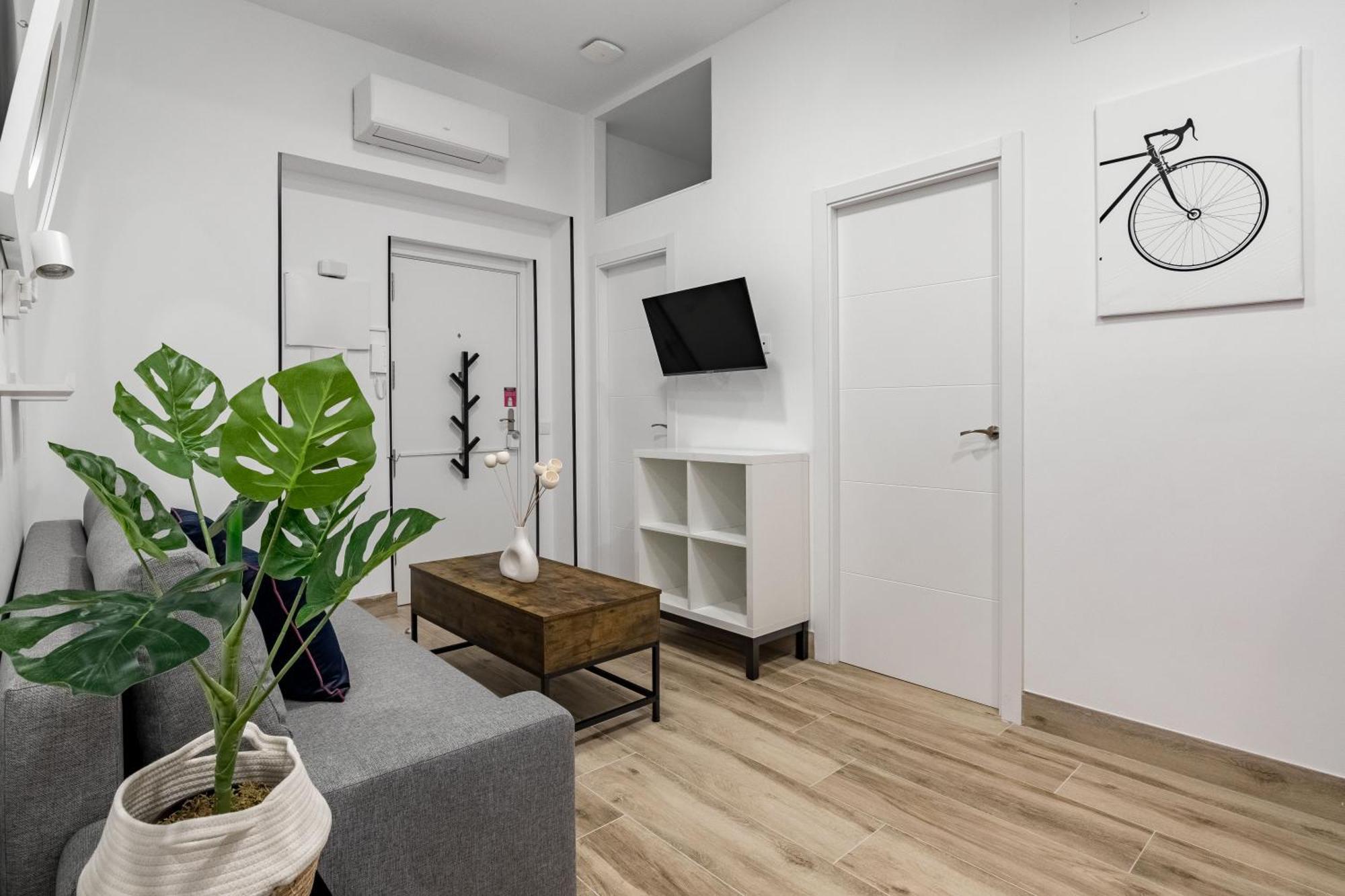 Charming Villaverde Apartment *