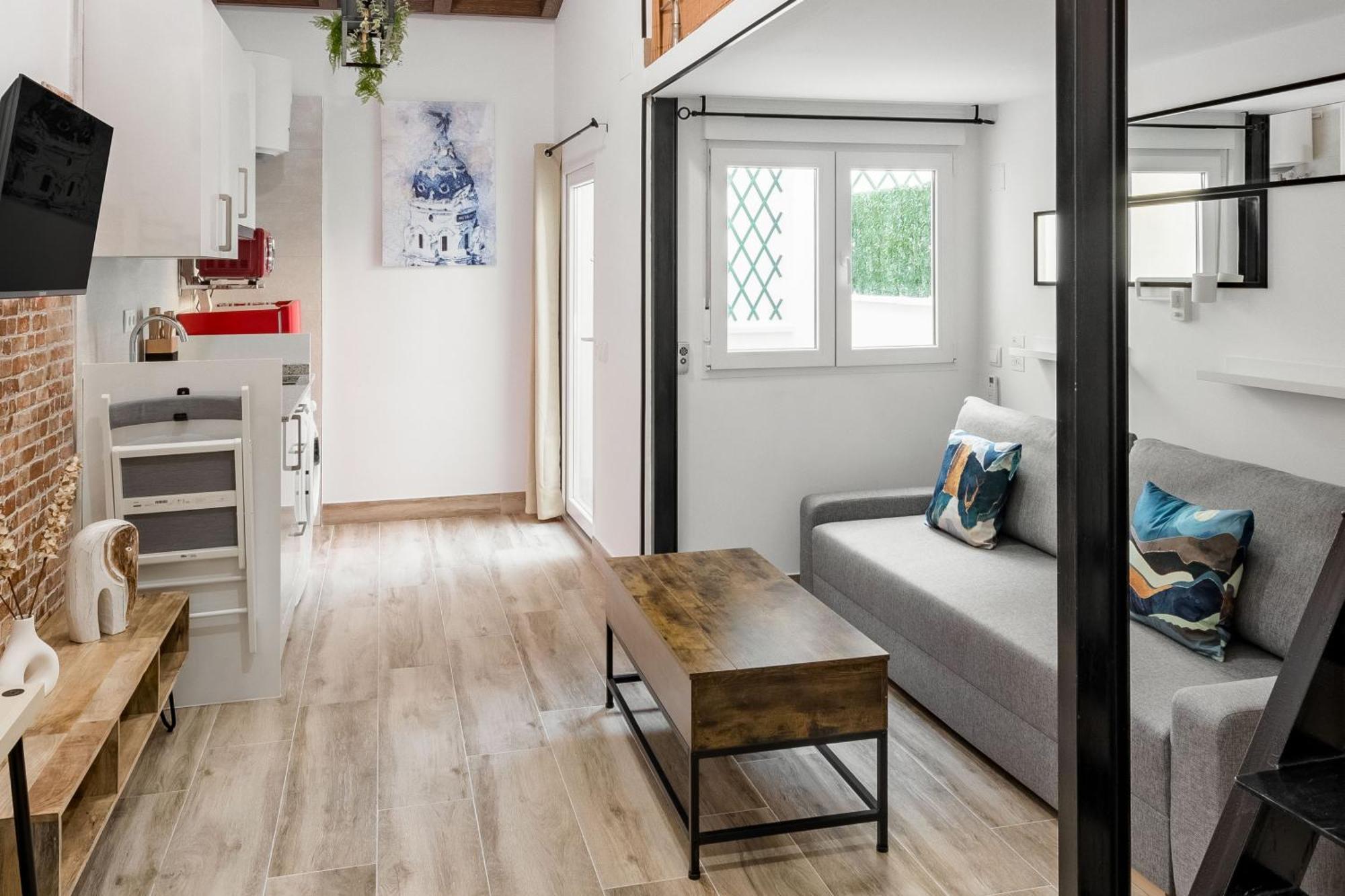 Charming Villaverde Apartment