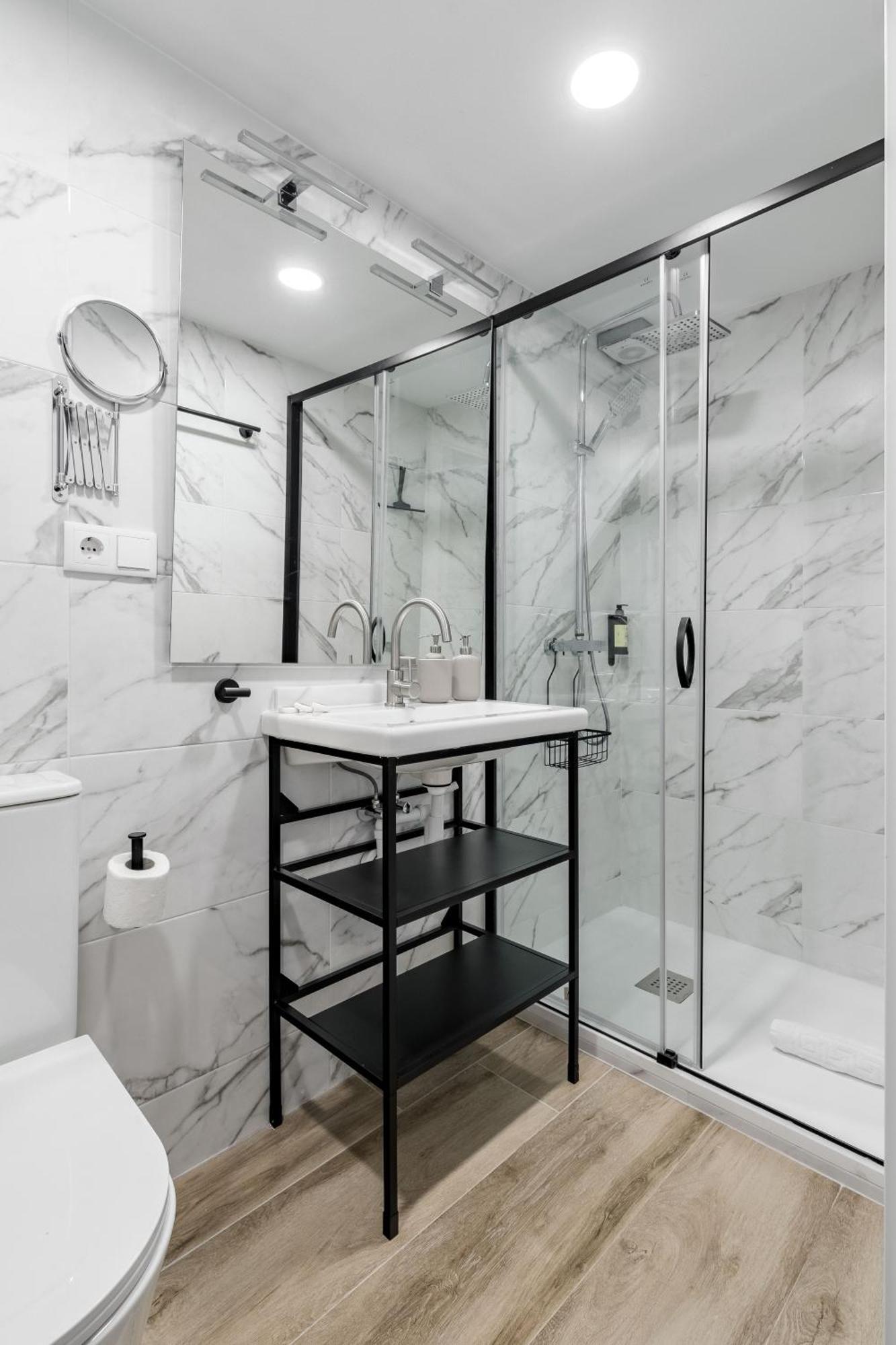 Charming Villaverde Apartment